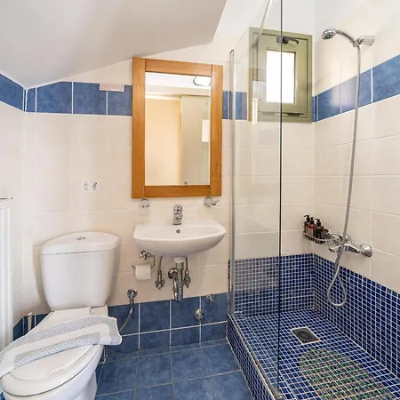 Вилла Dinos With Swimming Pool Anninata